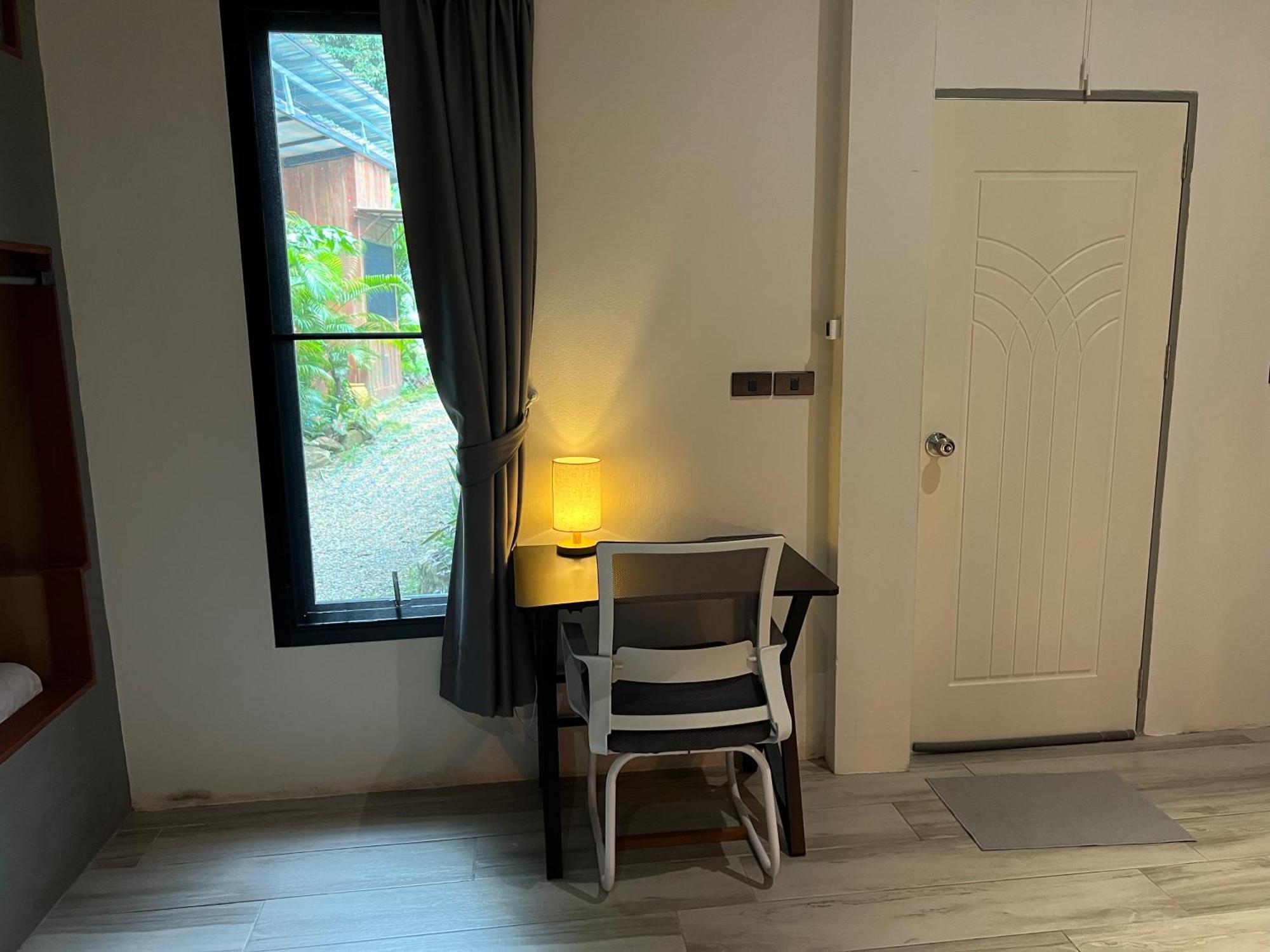 Jungle गेस्ट हाउस Koh Chang